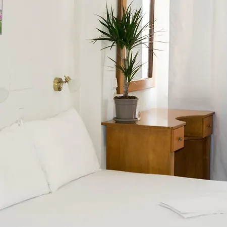 Greta Aparthotel